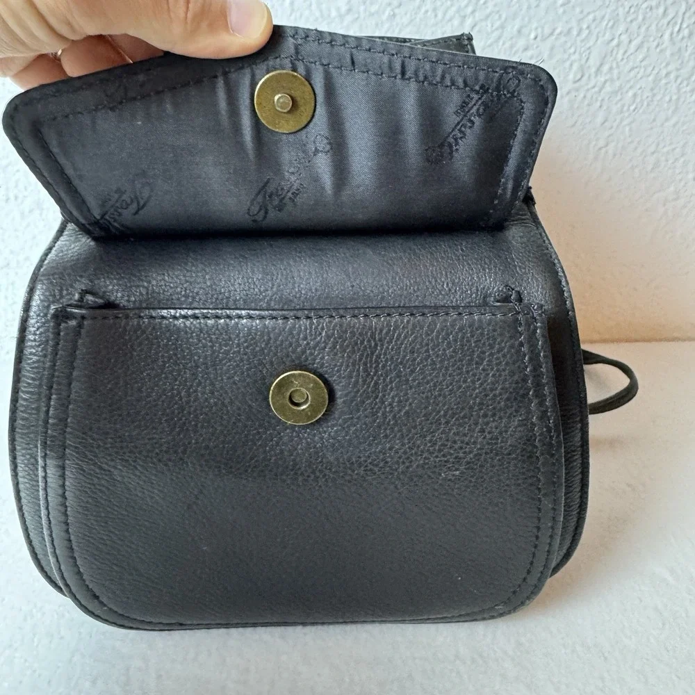 Vintage Fossil Black Leather Backpack Cinch Bag Purse Key Zipper Classic Minimal